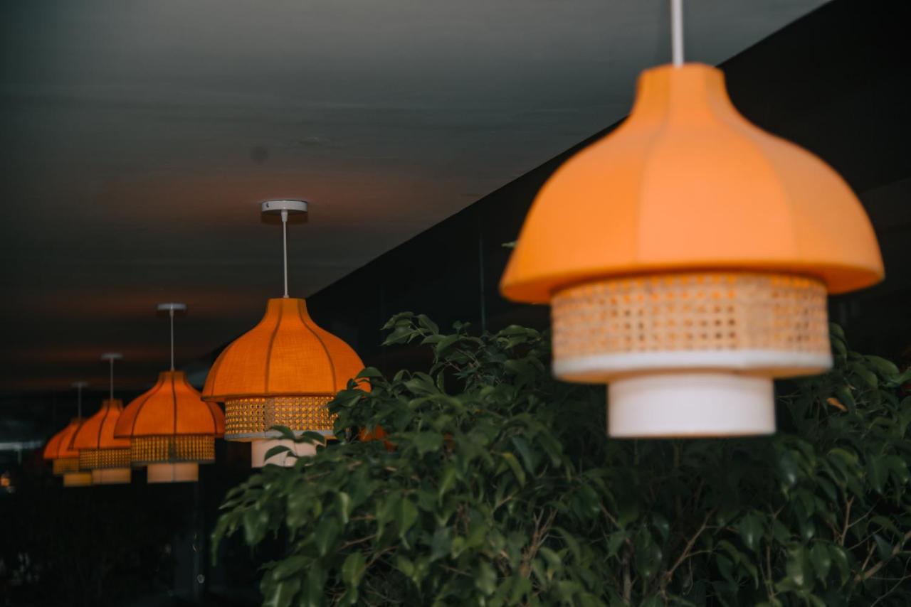 The Convoy Hotel Dibrugarh Exteriör bild