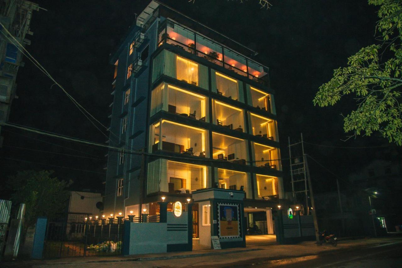 The Convoy Hotel Dibrugarh Exteriör bild